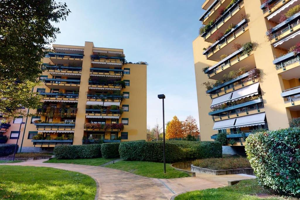Apartment+Garage Near Novegro Exhibition/Linate Segrate Ngoại thất bức ảnh